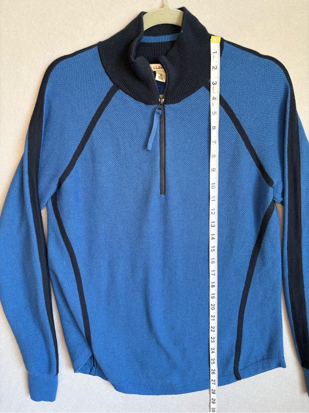 L.L. Bean Blue Fleece Quarter-Zip with Black Trim Sz M Athleisure Outdoor Hike - Picture 5 of 7
